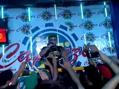 JUNO THE HITMAKER EN VIVO  ME VEO MEJOR SIN TI !