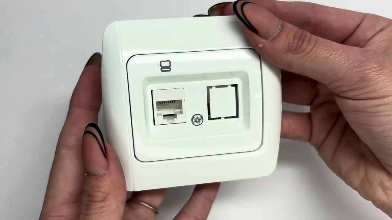 Розетка одинарна комп'ютерна RJ-45 EL-BI Zirve біла Fixline (501-000201-247)