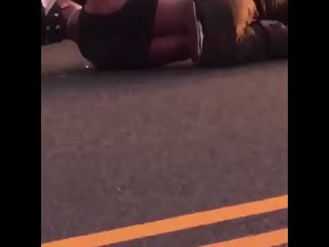 midget falls off car