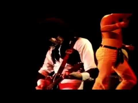 Videoclip de Save Me (Live At Milton Keynes Bowl / June 1982) — Queen