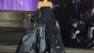 Kylie Jenner clôture le show Coperni à Disneyland... et la Fashion Week de Paris 2024 !