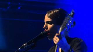 Anna Calvi - Carry Me Over - La Gaîeté Lyrique - Paris 2013