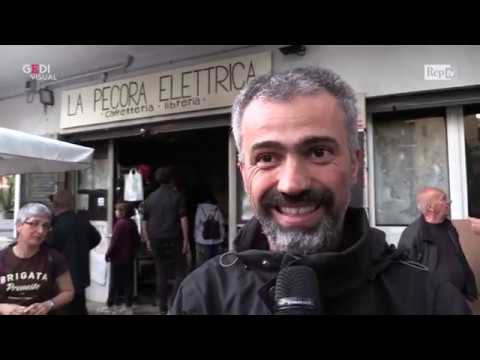 Roma, gara di solidarietà per la Pecora Elettrica: "Con tutto questo affetto riusciremo a ripartire"