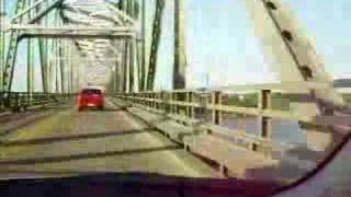 preview picture of video 'Benjamin G. Humphreys Bridge, Greenville'