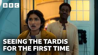 Belinda d�couvre le Tardis