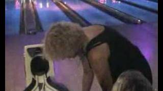 preview picture of video 'FRL-post bowling 2003'