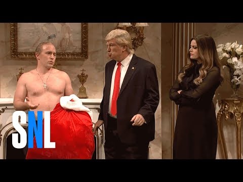 Donald Trump Christmas Cold Open - SNL