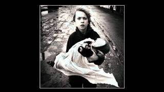 Lulu Rouge - Melankoli