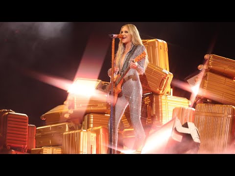 Kelsea Ballerini - Baggage (Live from the 60th ACM Awards)