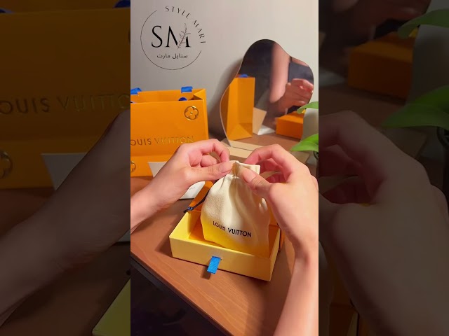 سوارة لويس فيتون LOUIS VUITTON