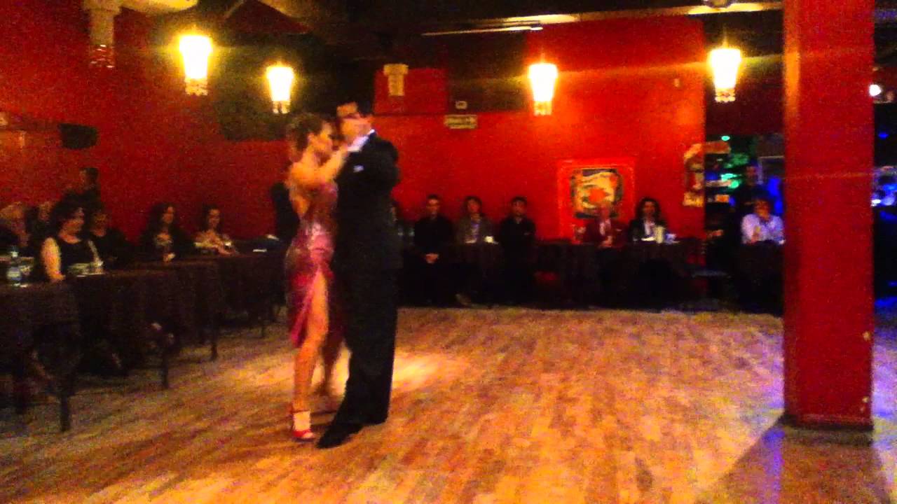 Bailaron Lorena Gonzales Cattaneo & Sebastian Acosta, en la milonga El Beso. Part.3 - 14/06/15