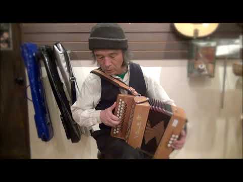 Saltarelle The Irish Bouebe B:C Accordion - アコーディオン