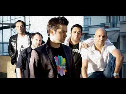 PLAYMEN FEAT. ONIRAMA AND PAPARIZOU MAD MUSIC AWARDS 2010.wmv