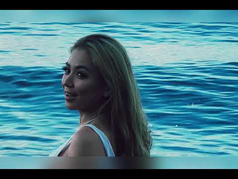 Behind the Scenes Beach Shoot