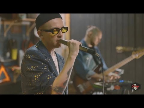 Arek Kłusowski - Nasza klasa (Live session by Garage Show)