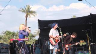 Grouplove - Lovely Cup (clip)