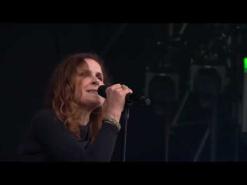 Alison Moyet – Don't Go (Live from Isle of Wight Festival 2025)
