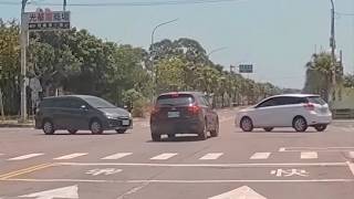 [Car Accident Video] Sanjueyi in Taoyuan (2026.08.15, Xingnong Road, Zhongli District, Taoyuan City)