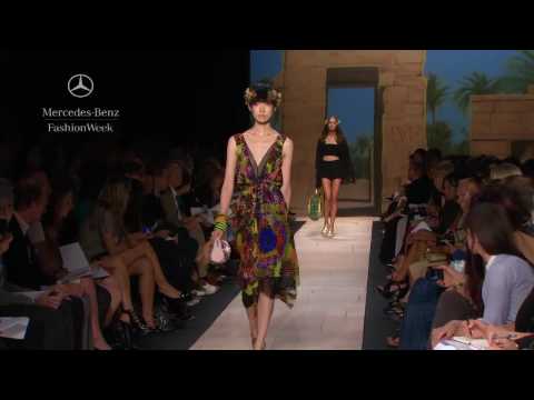 Diane Von Furstenburg at New York Fashion Week, Spring 2010 Collection