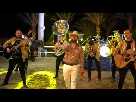 Luis R Conriquez - El Dinero No Me Cambia [En Vivo 2022]