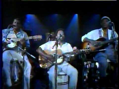 Cio Da Terra - Pena Branca E Xavantinho