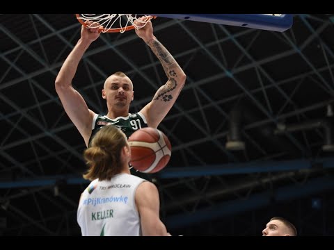 Końcówka meczu Śląsk Wrocław - Legia Warszawa (73:68 po dogrywce)
