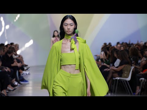 Glamy lightness by Elie Saab, Paris Spring/Summer 2023 | FashionTV | FTV