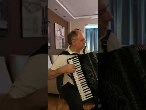 Vlada Panović - Kraj tanana šadrvana & Tebi majko misli lete (Home video)