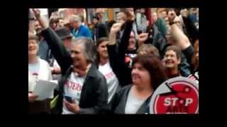 Bread and Roses Flashmob