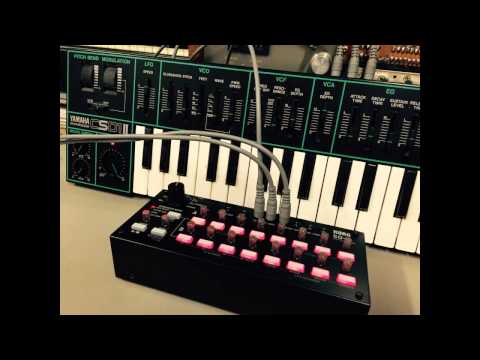 Korg SQ-1 Sequencer controls Yamaha CS01II Synth