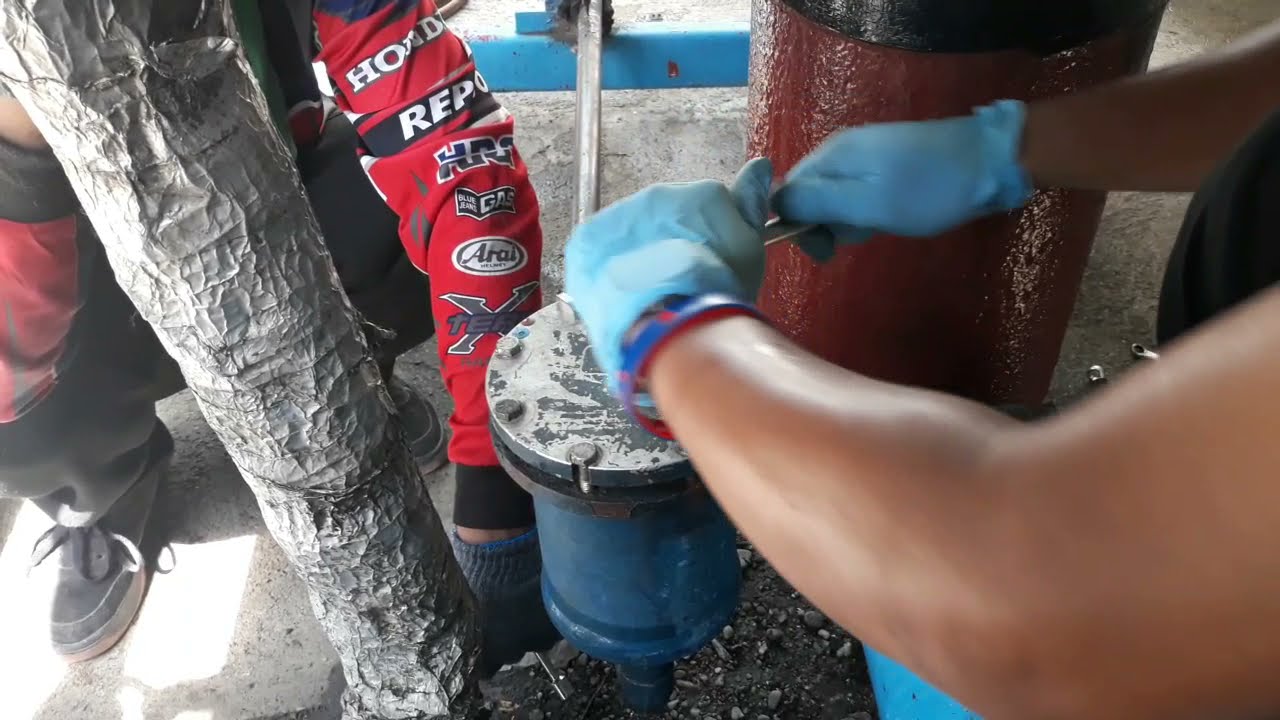 Replacing Filter Drier Core