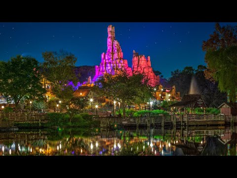 Big Thunder Mountain Coaster (Night Ride) - Magic Kingdom - Walt Disney World 4K