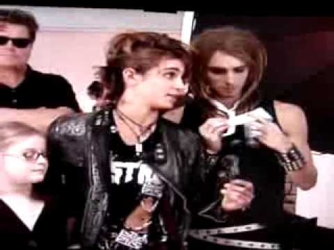 download lagu mp3 mp4 Battle Of The Bands Naked Brothers Band, download lagu Battle Of The Bands Naked Brothers Band gratis, unduh video klip Battle Of The Bands Naked Brothers Band