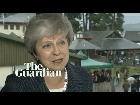 UK will be able to trade with non-EU countries after Brexit, says May