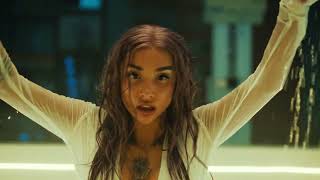 Video zu 'Hasta Que Me Enamoro' ansehen Video zu 'Hasta Que Me Enamoro' ansehen