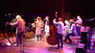 Haden Triplets, Ry Cooder & Friends at Club Nokia #1