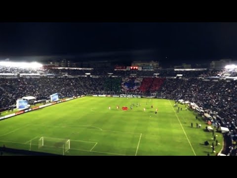 "La Sangre Azul â€¢ Recibimiento â€¢ Cruz Azul vs Corinthians â€¢ Copa Libertadores 2012" Barra: La Sangre Azul &bull; Club: Cruz Azul