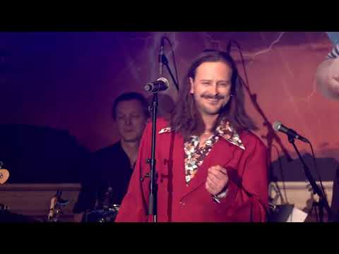 13. Dresdner Neujahrssingen - Earth, Wind & Fire "September" mit Adrian Röbisch