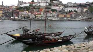 preview picture of video 'Cais da Ribeira Gaia/Porto/Rio Douro/Sandeman'