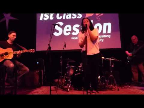 Jenniffer Kae - Fields of Gold   bei der 1st class session in Lüneburg 4.12.14
