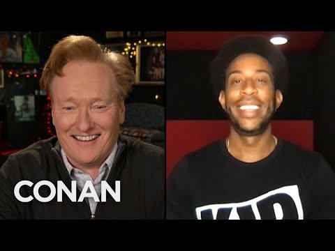 克里斯 "盧達克里斯 "布里奇斯是一個網球大師 - CONAN在TBS的 (Chris "Ludacris" Bridges Is A Master Of Tennis - CONAN on TBS)