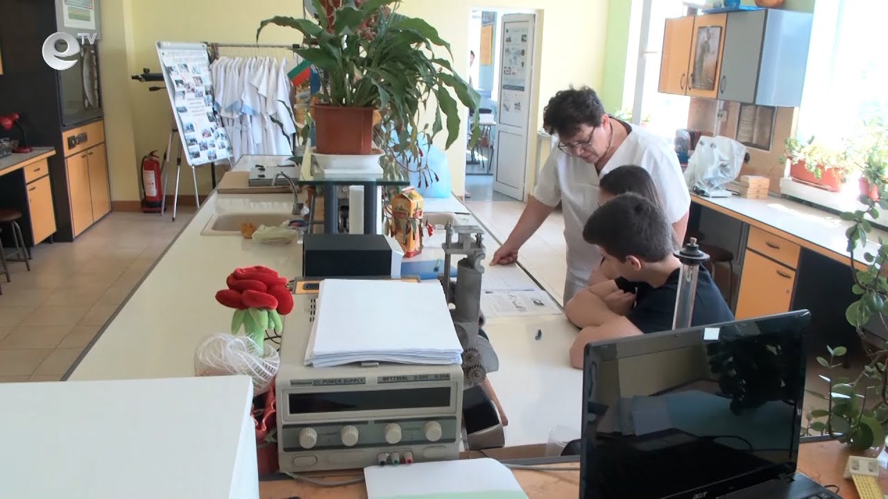 Езиковата гимназия в Димитровград е домакин на Национално състезание по природни науки