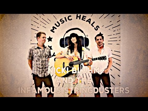 Nicki Bluhm and the Infamous Stringdusters - "In the Mountains" (Sarah Siskind) @ Newport Folk Fest