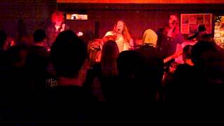 Desert Noises -- Run Through the Woods