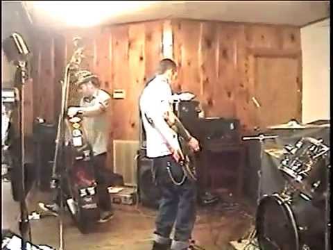 Brutally Frank performing Psycho at the Capitan Saturday Benefit show back in 2005! *Oldie*