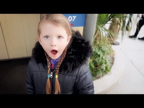 DAY IN THE LIFE OF A 6 YEAR OLD IN DISNEYLAND PARIS! Video