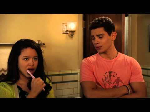 Jake T. Austin - The Fosters S02E19