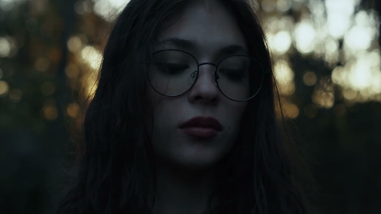 The Sorrows of the Past Trailer