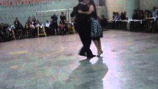 VIRGINIA GOMEZ Y CHRISTIAN MARQUEZ EN LA MILONGA DEL MORAN