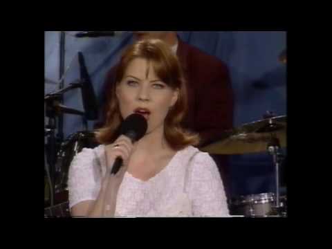 Heidi Kyrö - Sun suomineitos oon (live 1995)